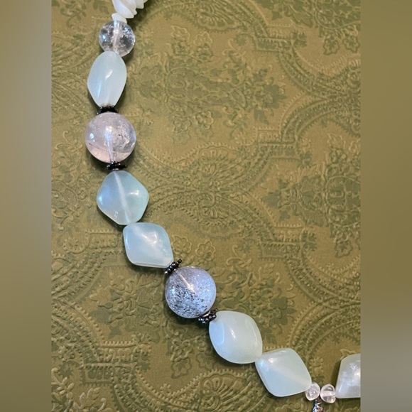 Semiprecious stone and sterling pendant statement necklace - Picture 5 of 7